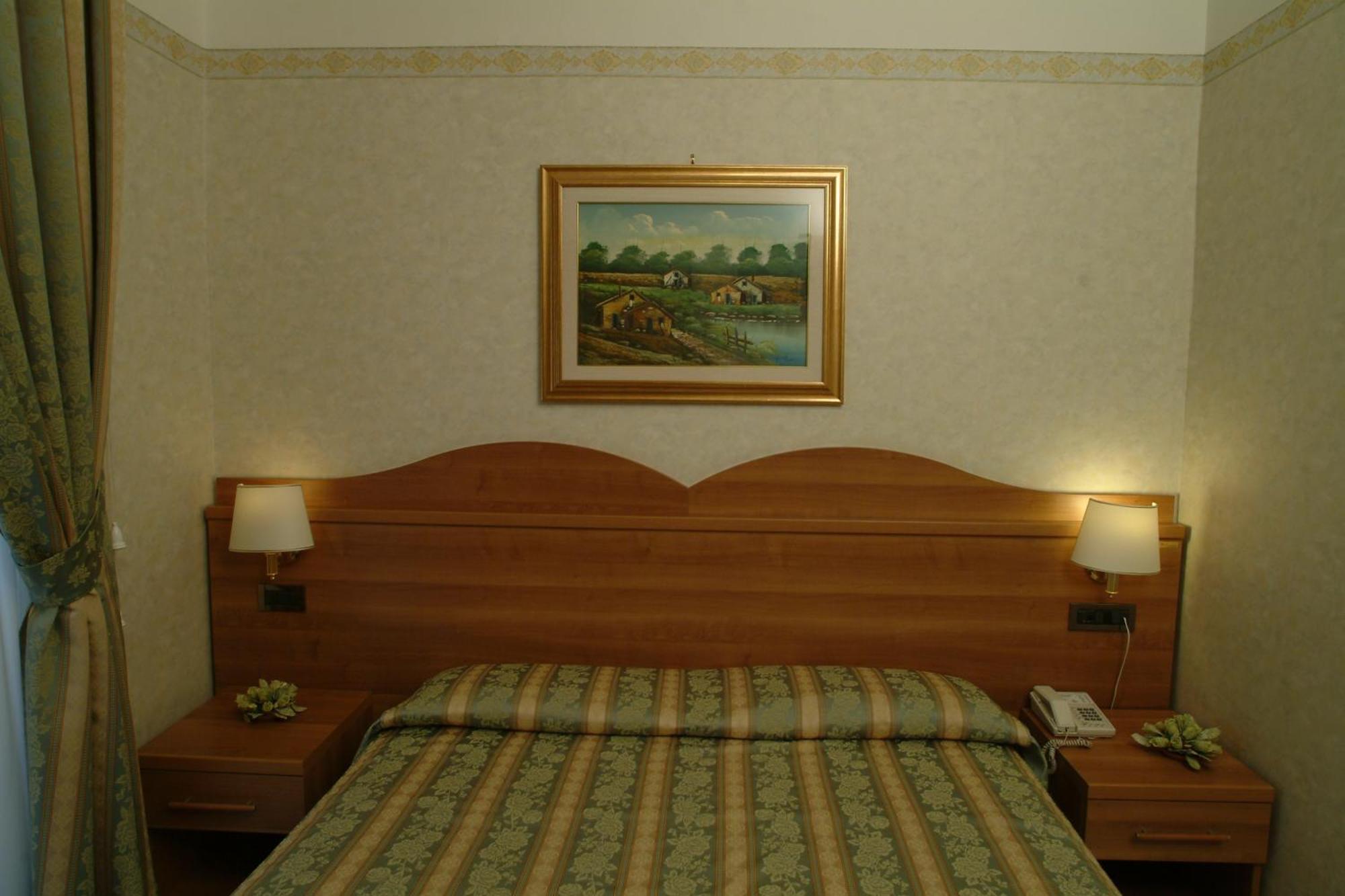 Hotel Teti Rom